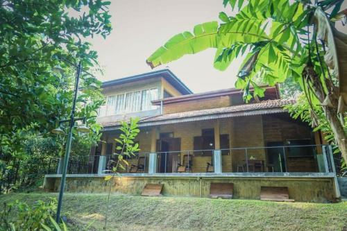 Paddy View 3 Bedroom Cottage In 4 Acre Cinnamon Land