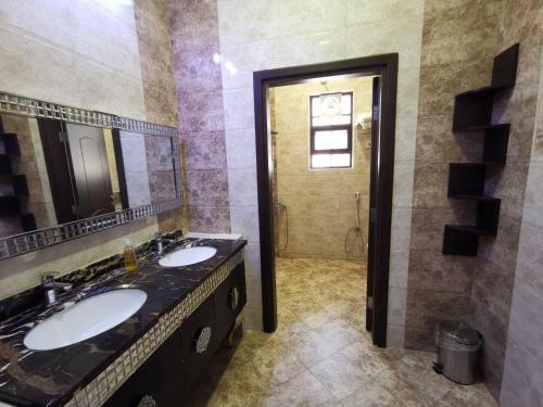 Hotel ??? ???? ??????? Al-ezz Tourist House