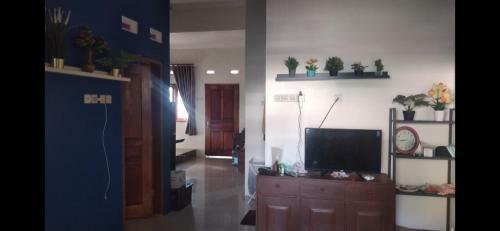 Awe Homestay Beber