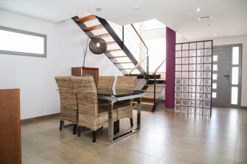 Estel - Chalet A 200m Del R�o Ebro Con Piscina Privada Y Barbacoa