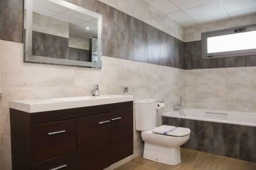 Estel - Chalet A 200m Del R�o Ebro Con Piscina Privada Y Barbacoa