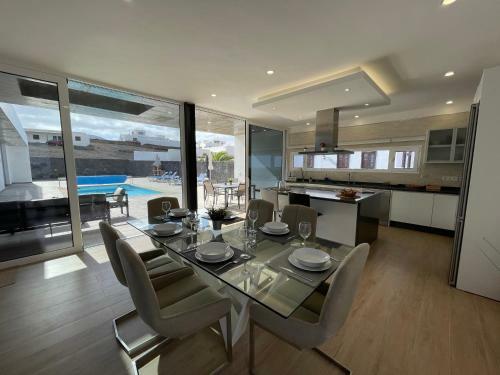 Tony�s Luxury Villa