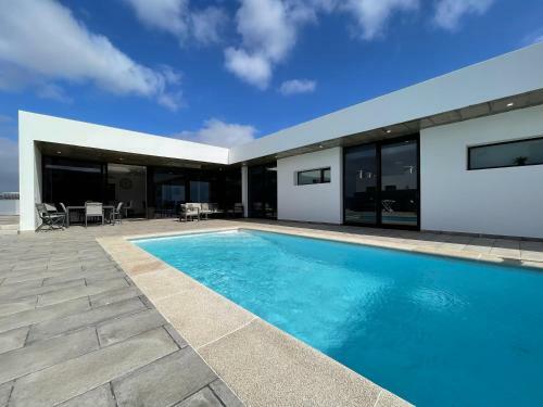 Tony�s Luxury Villa