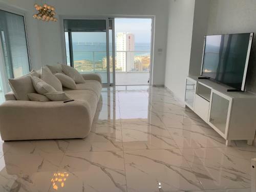 Apartamento Prince Palace Hadera White Beach