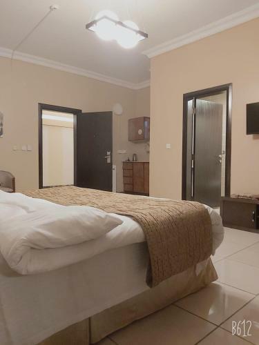 Hotel ???????