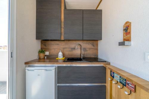 Sunny Luxury Apartment