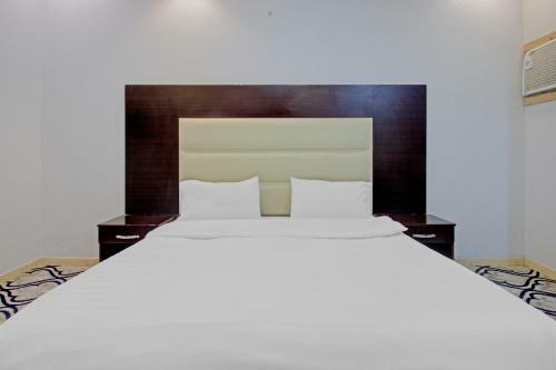 Hotel Oyo 537 Dahtham Furnished Units