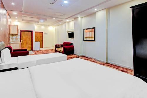Hotel Oyo 537 Dahtham Furnished Units
