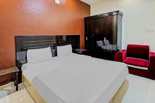 Hotel Oyo 537 Dahtham Furnished Units