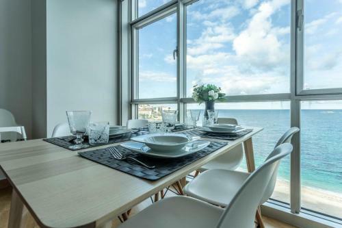 Apartamento Con Increibles Vistas A La Playa De Riazor