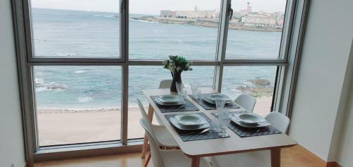 Apartamento Con Increibles Vistas A La Playa De Riazor