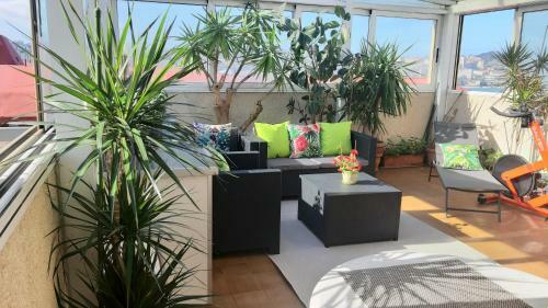Apartamento Duplex Lujo Paseo Mar�timo Con Terraza De 30 Metros