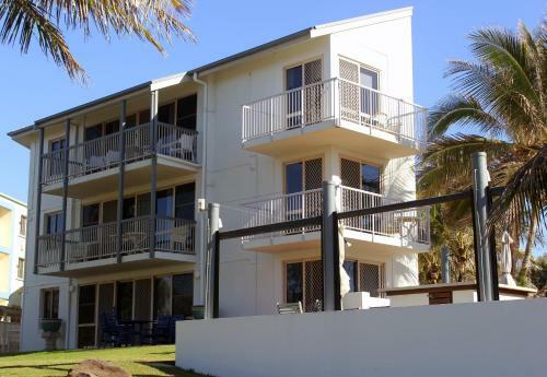 Aparthotel Bargara Shoreline Apartments