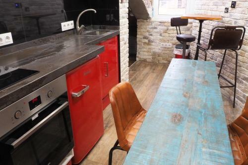 Tiny And Cute Apartment In The Roof Touching Border
