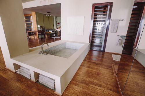 Casa Del Mediterr�neo