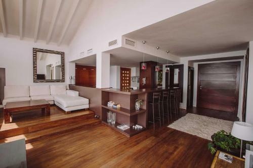 Casa Del Mediterr�neo