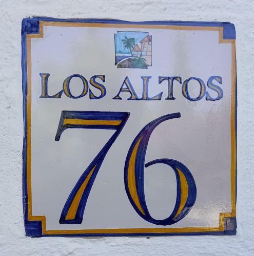 Casa Altos 76