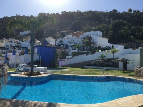 Stunning Sea Views Pool Garden
