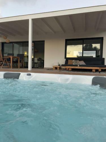North Shore Villas Lajares, Manalari, Private Jacuzzi