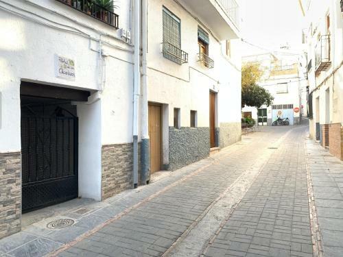 Tinao De Las Alc�ntaras