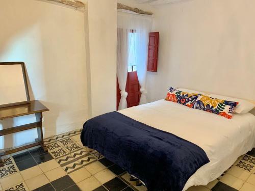 Tinao De Las Alc�ntaras