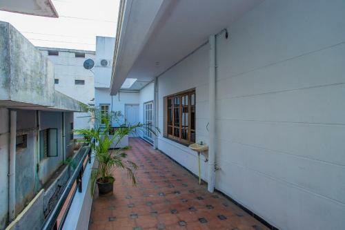 Apartamentos Oyo 24118 Slv Enterprises