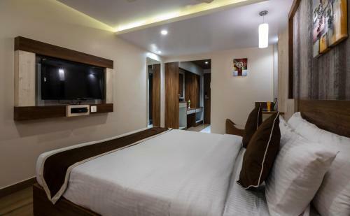 Hotel Monarch By Rivido, Bannerghatta Main Road