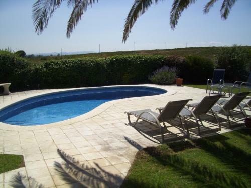 Super Villa With Private Pool And Garden - Pilans