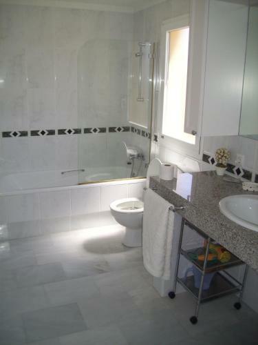 Super Villa With Private Pool And Garden - Pilans