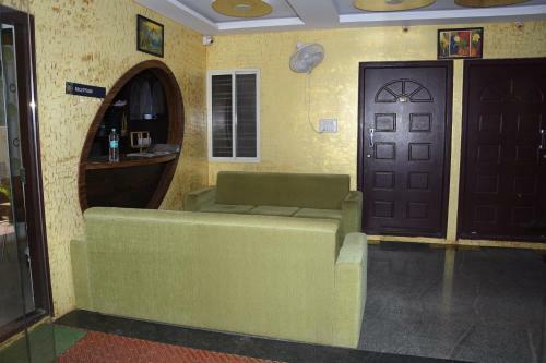 Hotel Cranberry Hospitality Services
