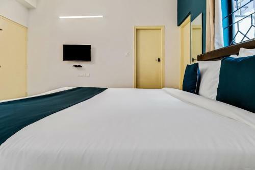 Hotel Silverkey Executive Stays 39706 Jeevanahalli Main Rd