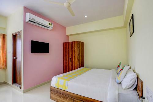 Hotel Collection O 81643 Swayamkrushi Arcade