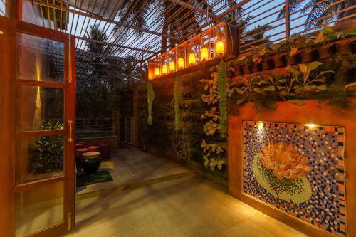 Villa Stayvista At Udhbhava Kamala