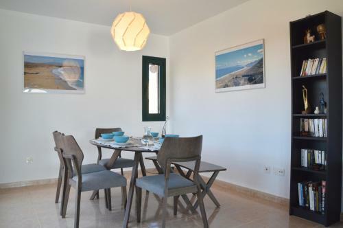 Villa Spacieuse Et Lumineuse Avec Piscine Chauff�e