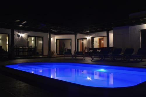 Villa Spacieuse Et Lumineuse Avec Piscine Chauff�e