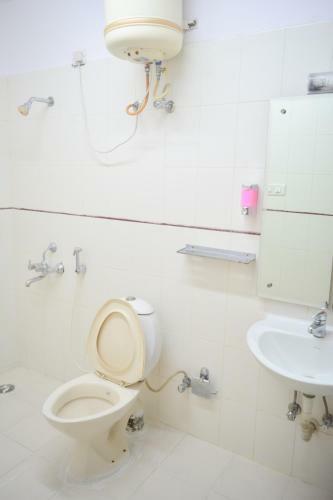 The Hood Coliving Space & Hostel