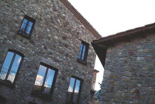 Bed & Breakfast El Castell de La Pobla de Lillet (Adults Only)
