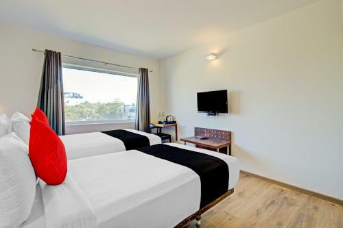 Capital O 78988 Smile Hotel