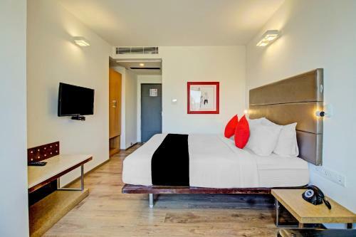 Capital O 78988 Smile Hotel