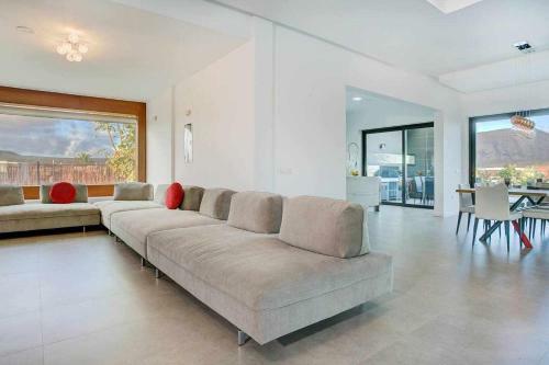 Villa La Oliva Luxury House