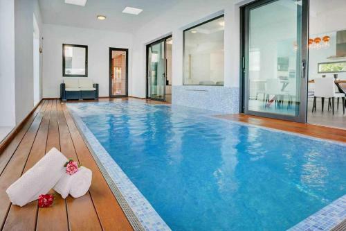 Villa La Oliva Luxury House