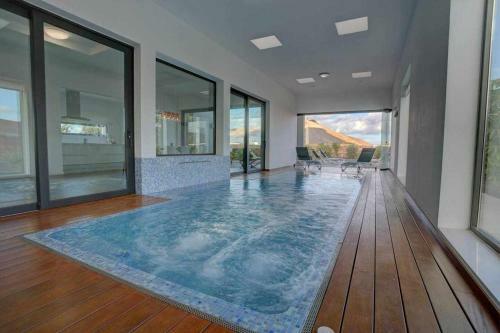 Villa La Oliva Luxury House