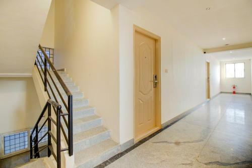 Capital O 77459 Smile Hotels