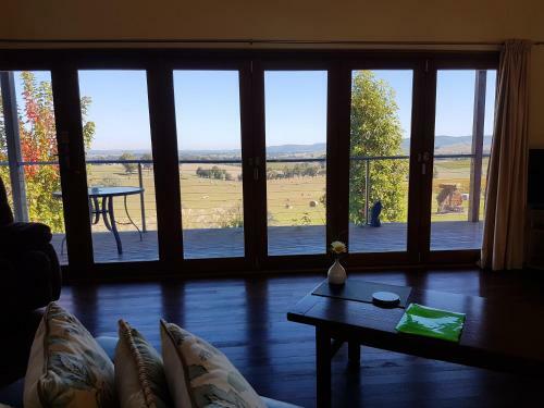 Bed & Breakfast Outlook Hill Vineyard Cottages & Suites
