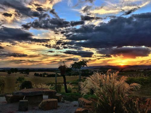 Bed & Breakfast Outlook Hill Vineyard Cottages & Suites