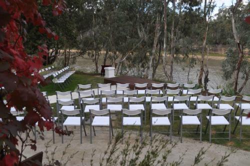 Captain's Cottage Bed & Breakfast