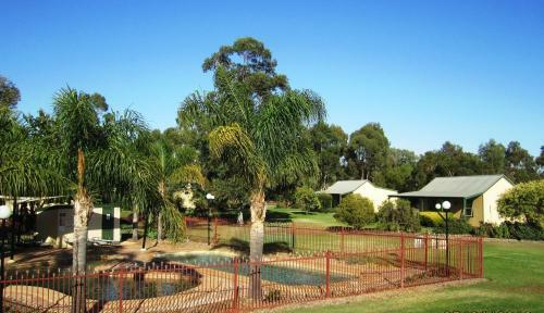 Murray River Resort