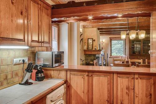 Lovely Mountains House