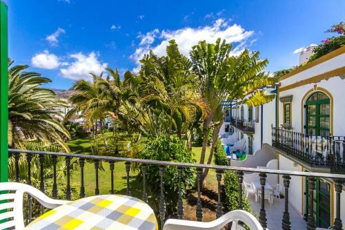 To To Apartments - Puerto De Mog�n