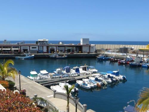 Marina Apartment With Roofterrace